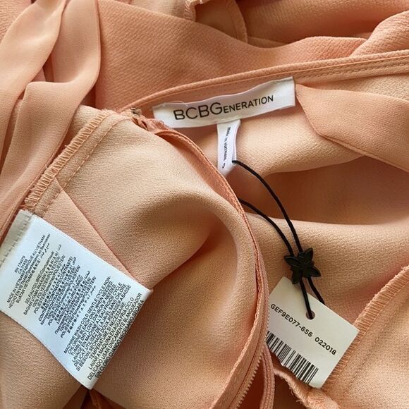 Bcbgeneration Bcbg Generation Romper Peach Halter Romper NWT XS Tall - Picture 7 of 7